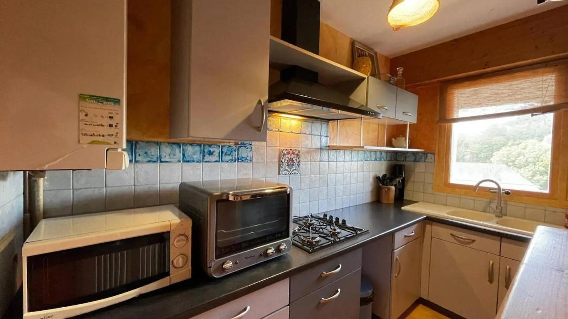 Appartement Duplex Avec Terrasse, Vue Mer, Plages A 100M, Tregastel - Fr-1-368-224 아파트